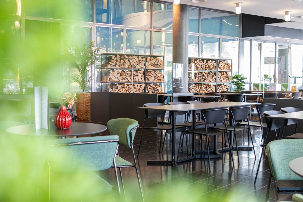 Gebäude / Restaurant A1 M.O.V.E.