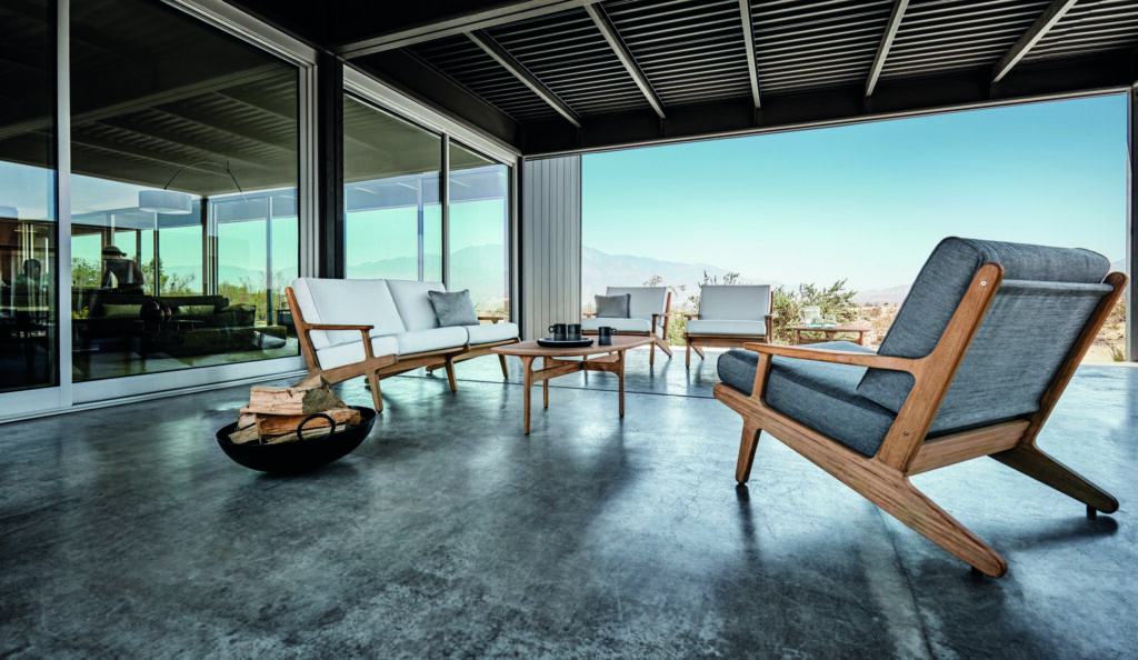 Bay Lounge by Gloster